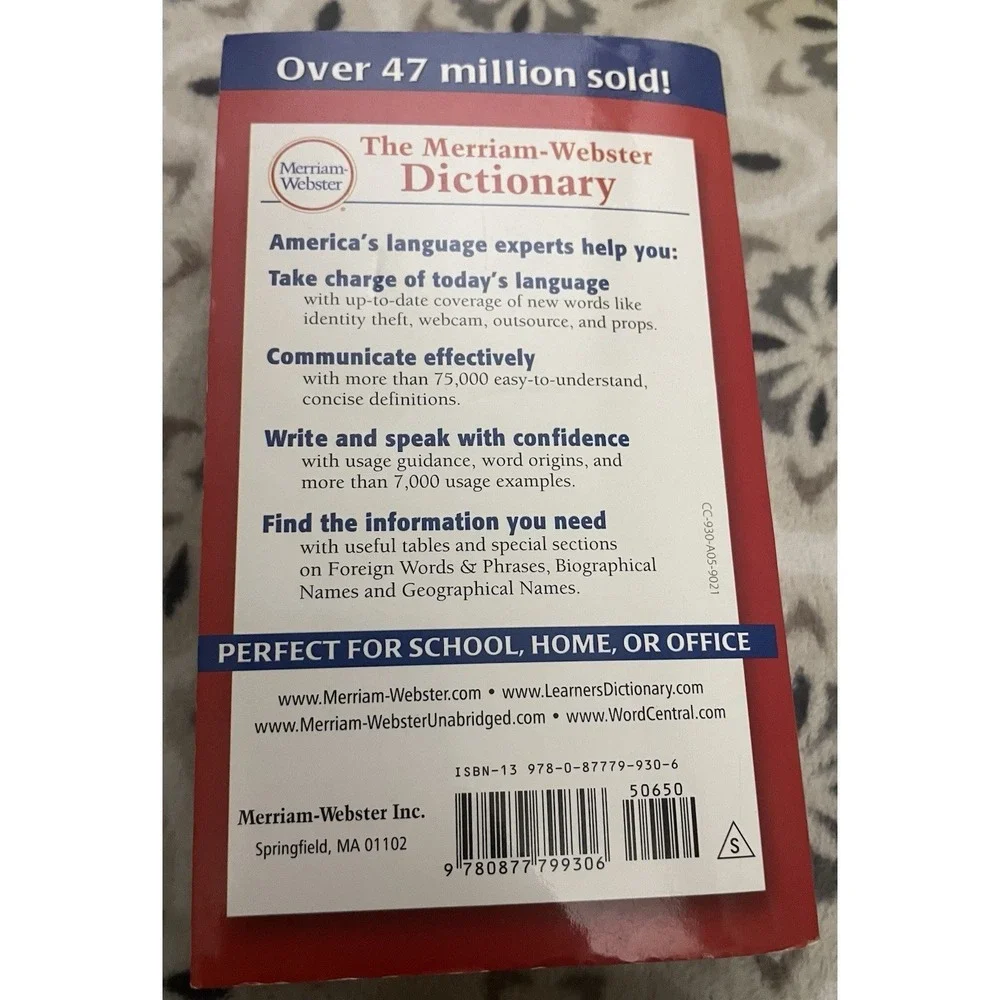 The Merriam Webster Dictionary New Edition 2004